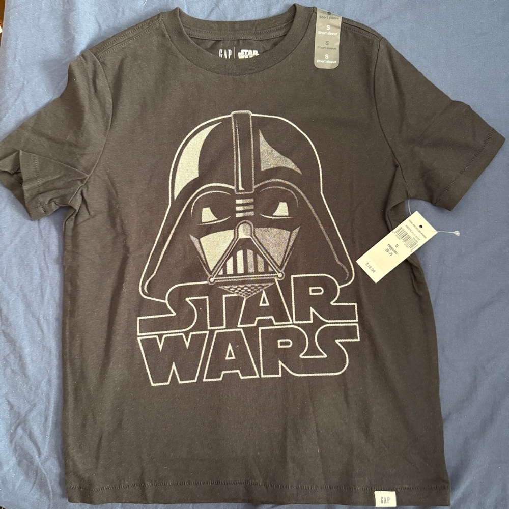 Gap darth Vader t shirt